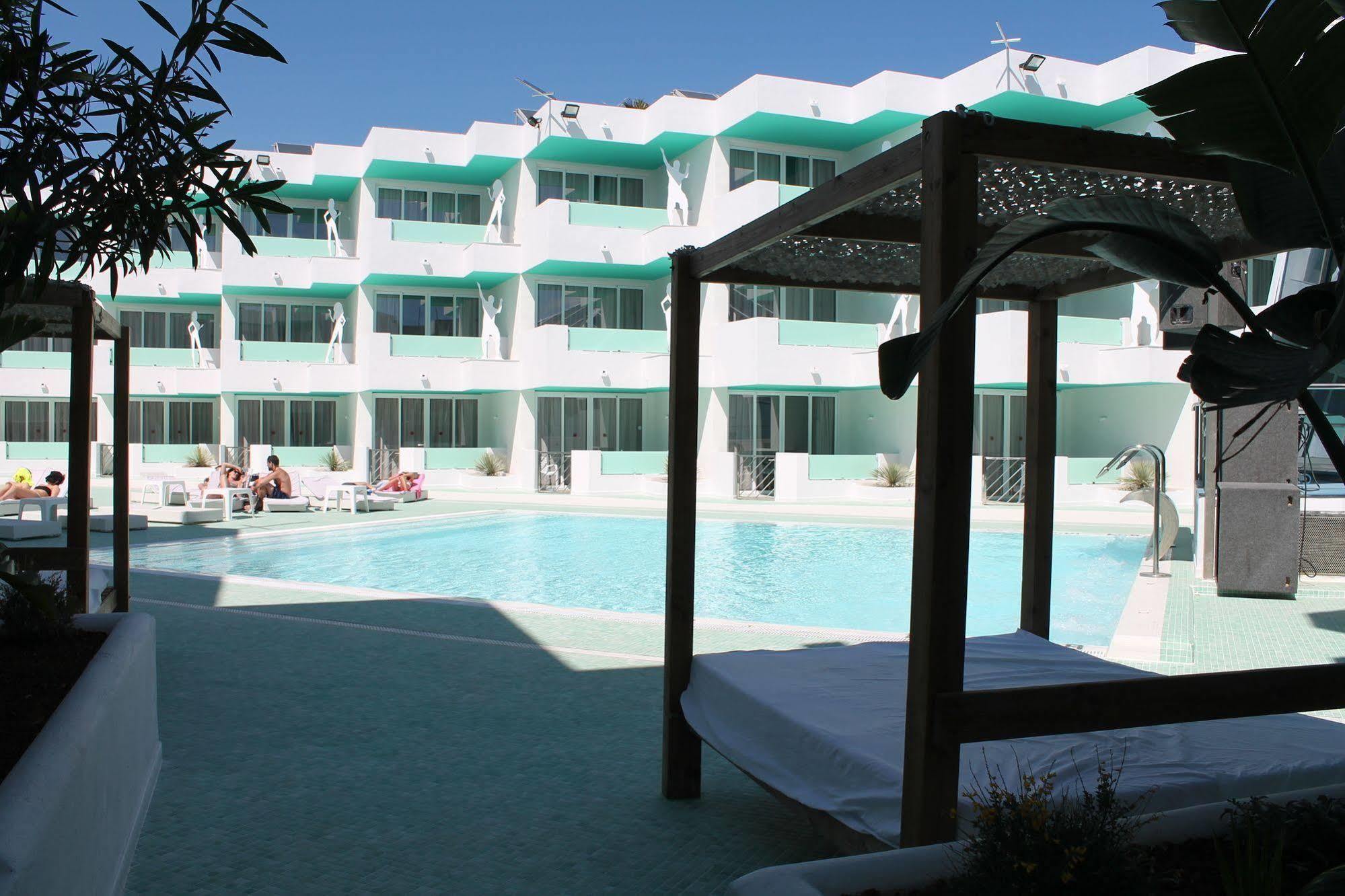 Apartamentos Bora Bora - Adults Only Playa d'en Bossa Εξωτερικό φωτογραφία